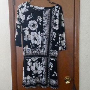 White House Black Market Floral MINI dress